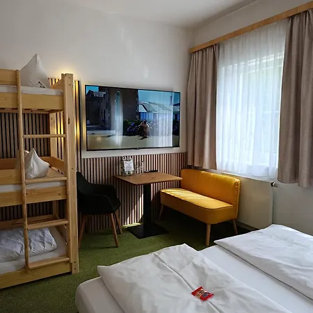 Nummerhof 3*